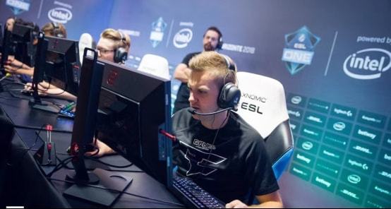 员都能站在 员都能站在