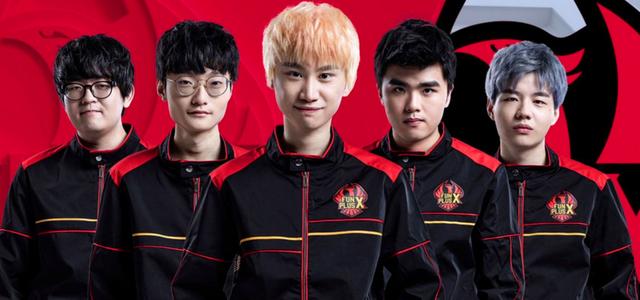 赛场上再创 赛场上再创