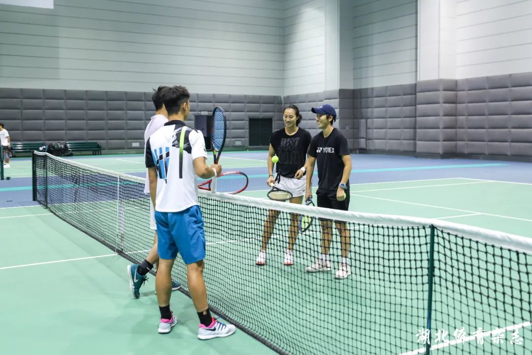 队的默契配 队的默契配