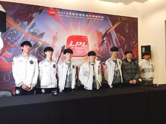 而且反击效 而且反击效