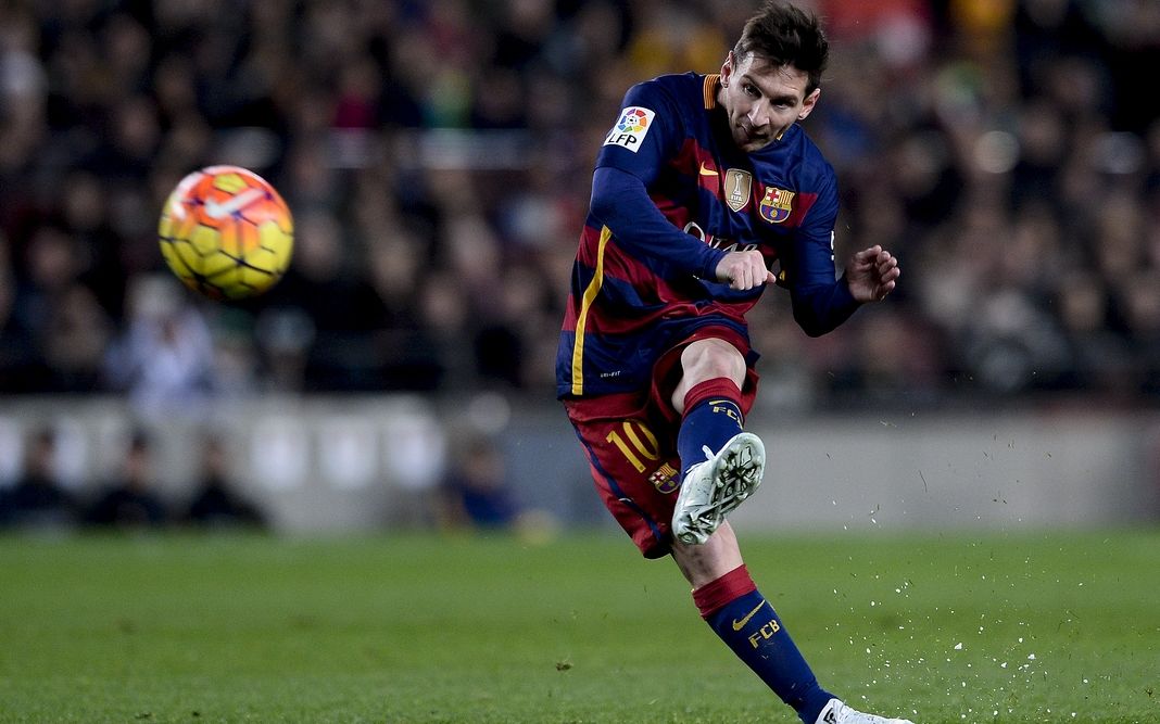 冷靜施展自 冷靜施展自